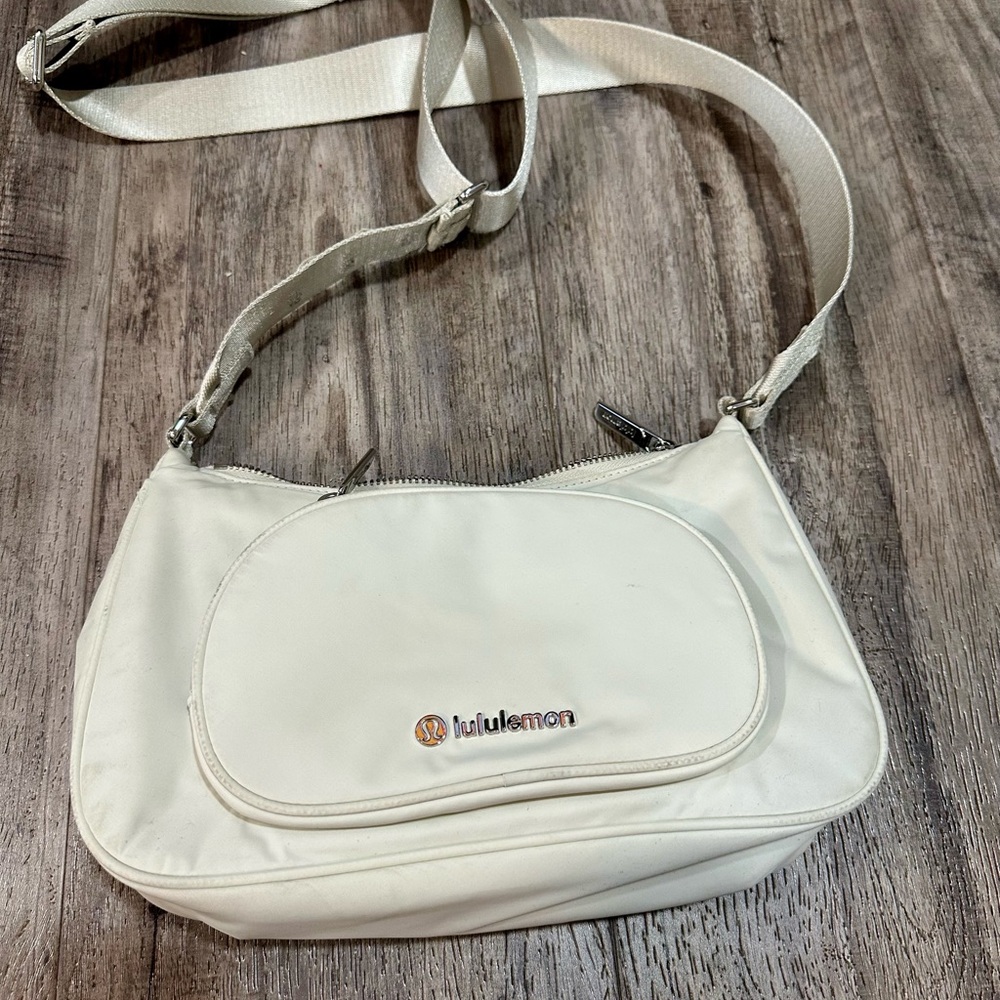 Lululemon Athletica White Crossbody Bag with Adjustable Strap